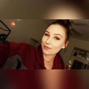 Meet your Posher, Kalie